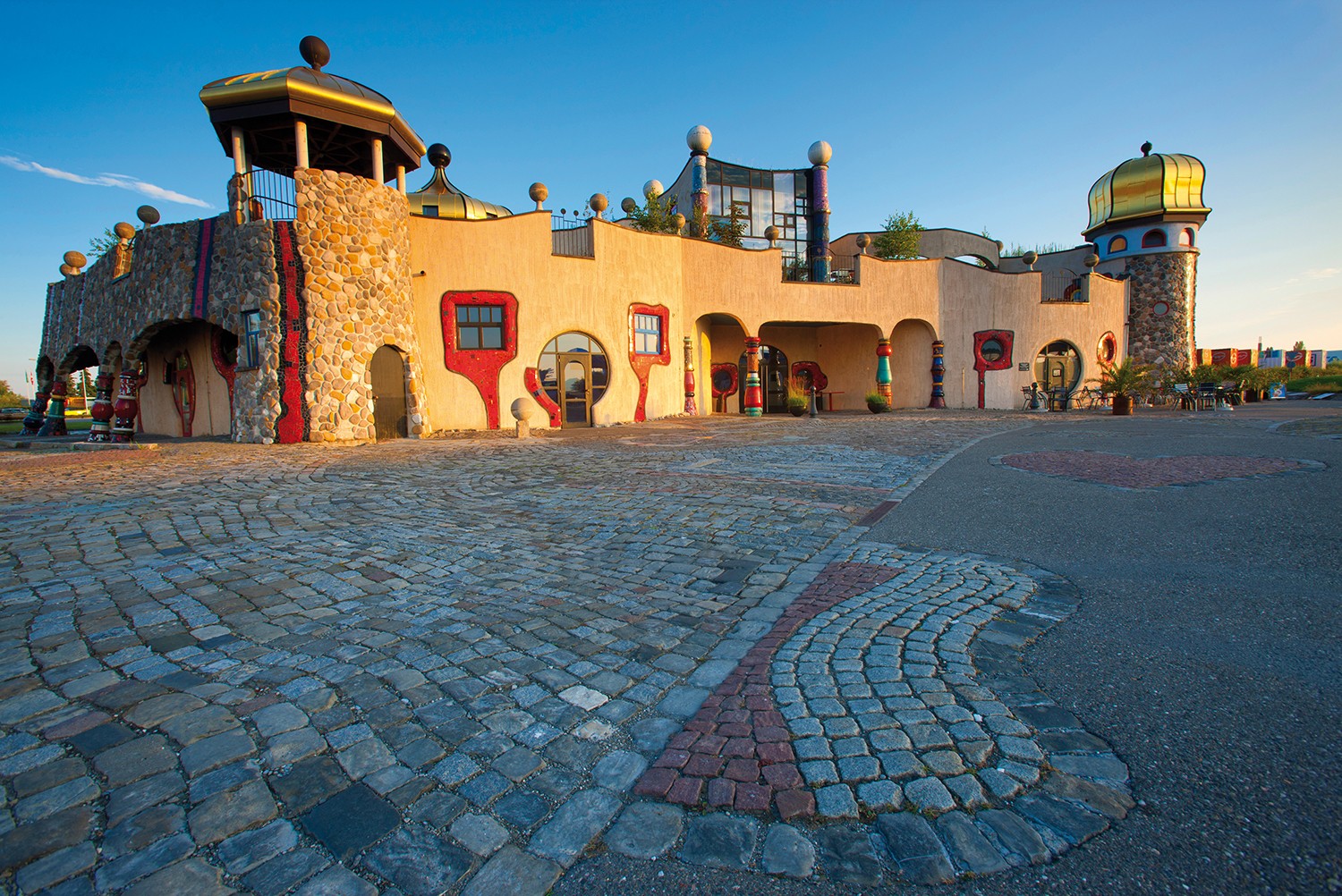 Staad-Hundertwasser-72P.jpg