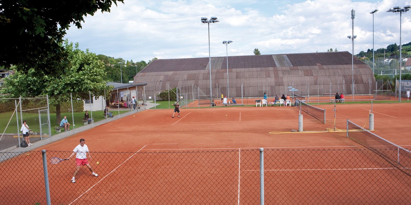 Tennisplatz_CS.jpg